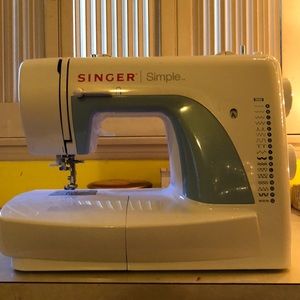 Singer Sewing Machine